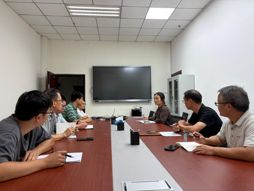 分析测试中心召开专题学习及中心工作部署会